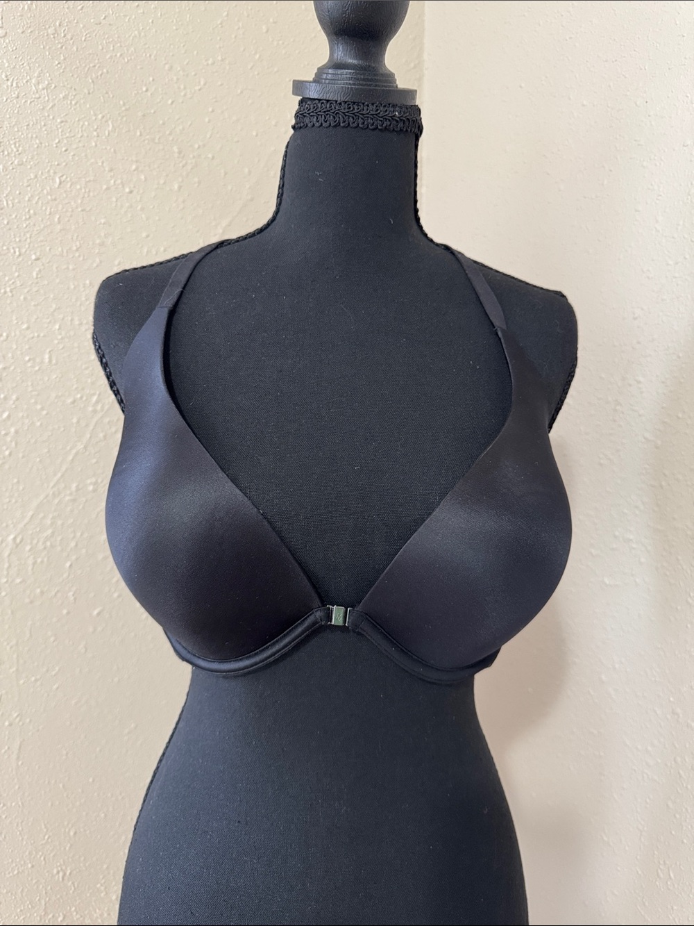 Victoria's Secret Black Front-Close T-Shirt Bra